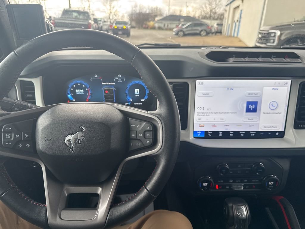 Certified 2025 Ford Bronco Heritage Edition image 4