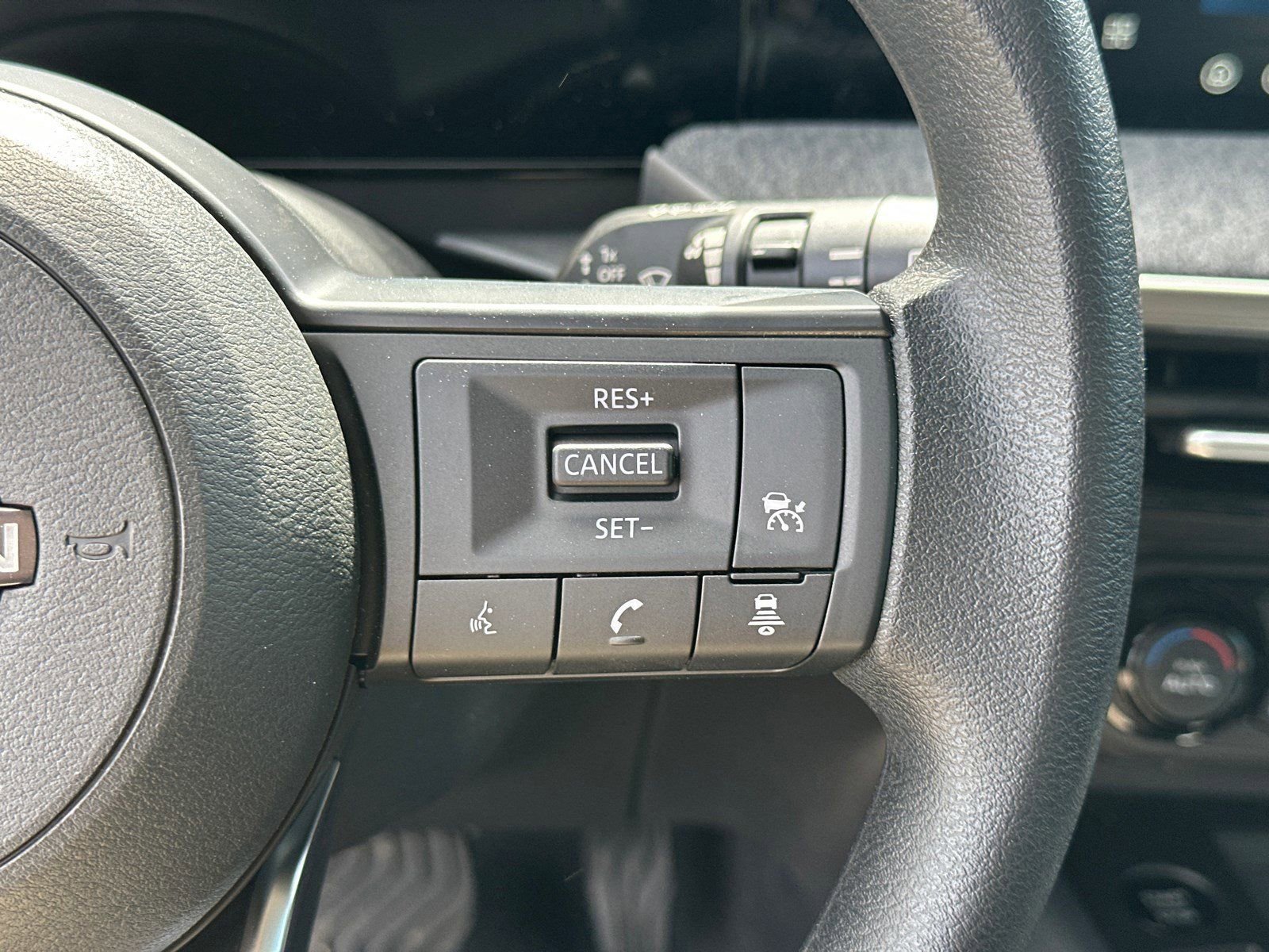 New 2026 Nissan Kicks SV w/ SV Premium Package FWD image 24
