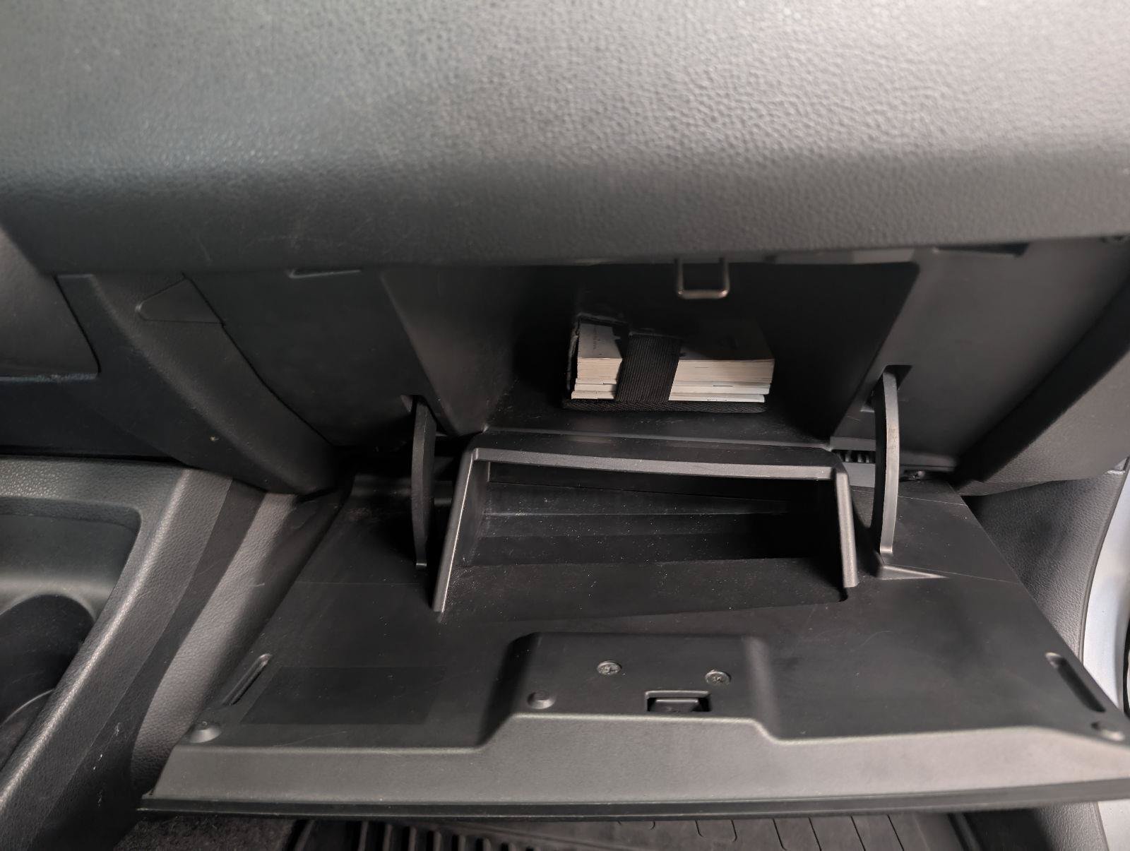 Used 2011 Nissan Versa 1.8 S w/ Plus Pkg FWD image 29