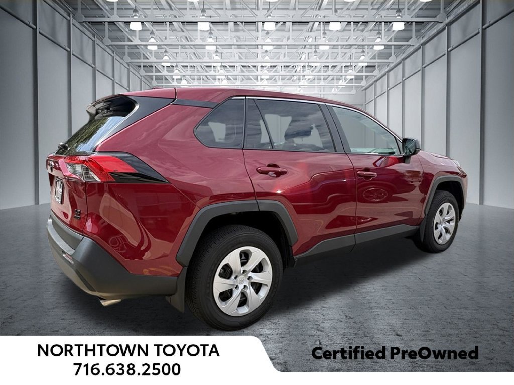 Used 2023 Toyota RAV4 LE AWD/4WD image 13