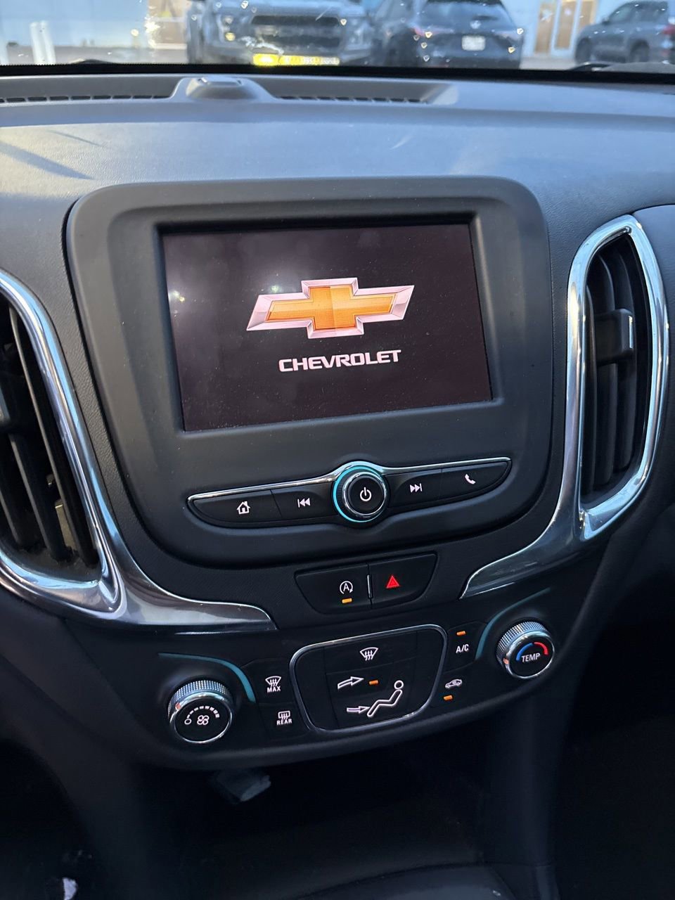 Used 2023 Chevrolet Equinox LT image 11