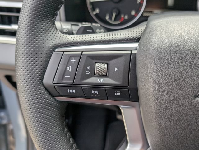 New 2026 Mitsubishi Outlander SE FWD image 16