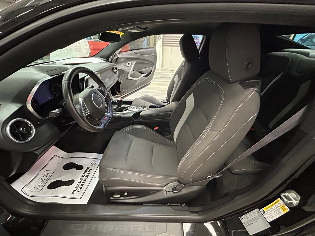 Used 2016 Chevrolet Camaro SS RWD image 44