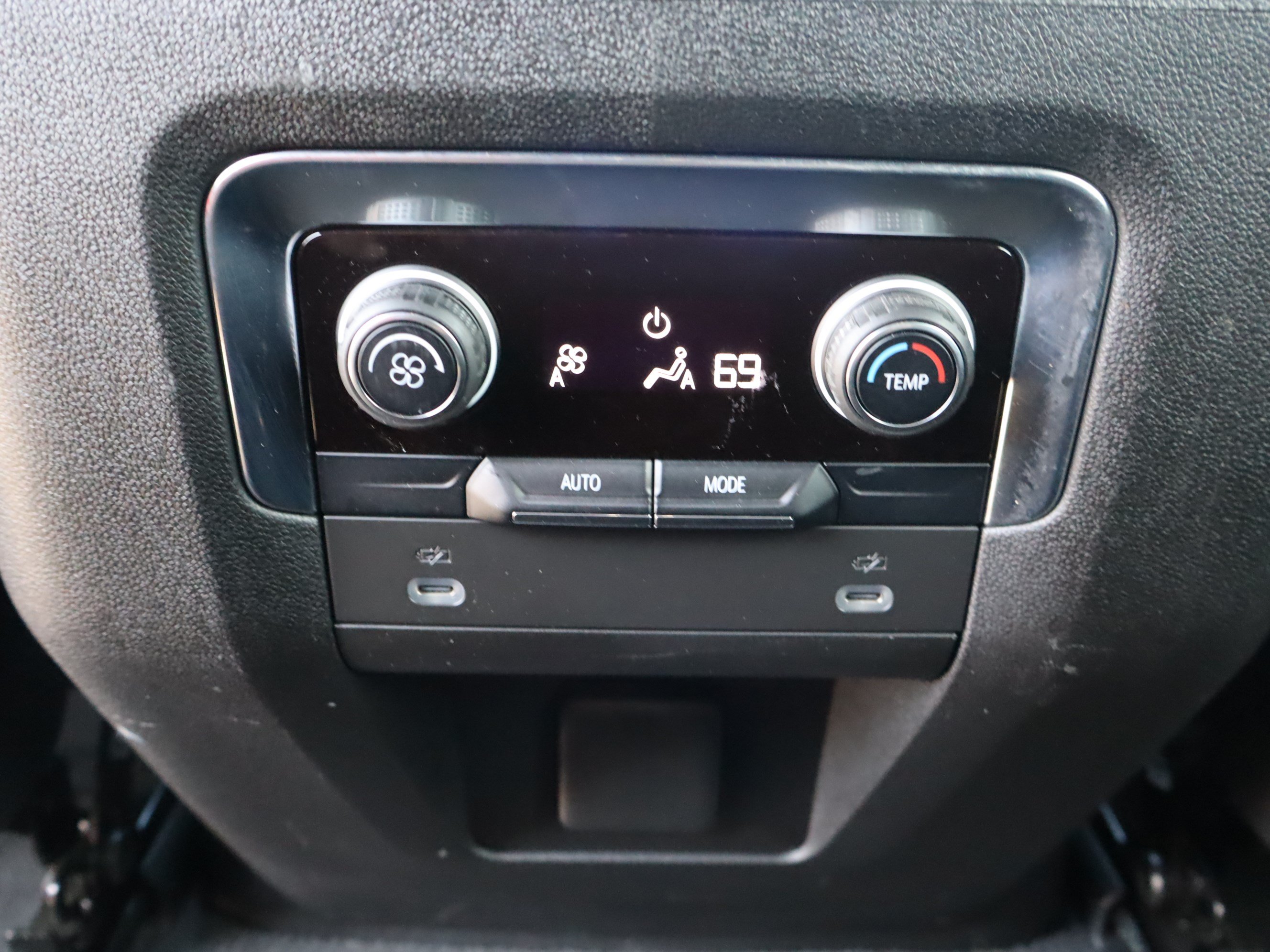 Used 2022 Chevrolet Tahoe LS RWD image 32