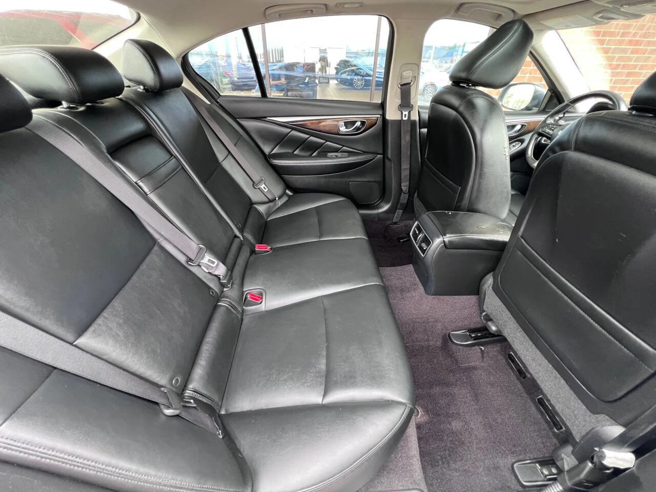 Used 2019 INFINITI Q50 Luxe w/ Essential Package (3.0T Luxe) image 17