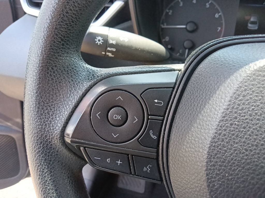 Used 2024 Toyota Corolla LE FWD image 18