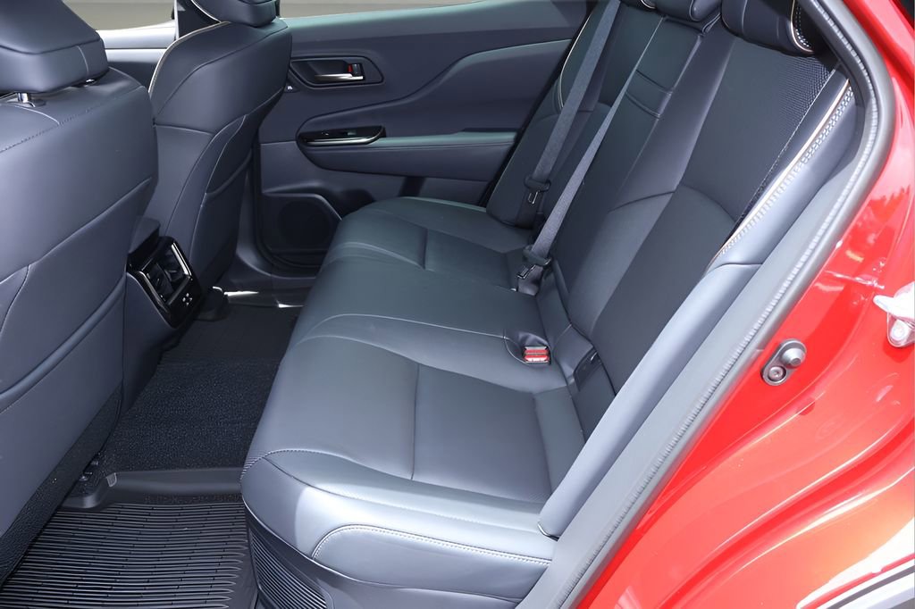 New 2026 Toyota Crown Platinum image 14