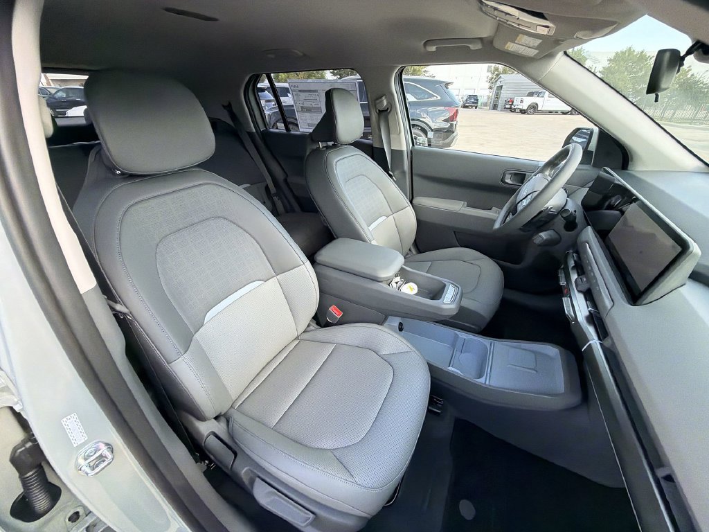 New 2027 Kia EV3 Wind FWD image 27