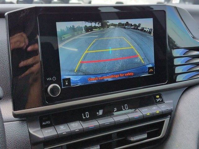 Certified 2025 Toyota Camry LE w/ Convenience Package FWD image 13