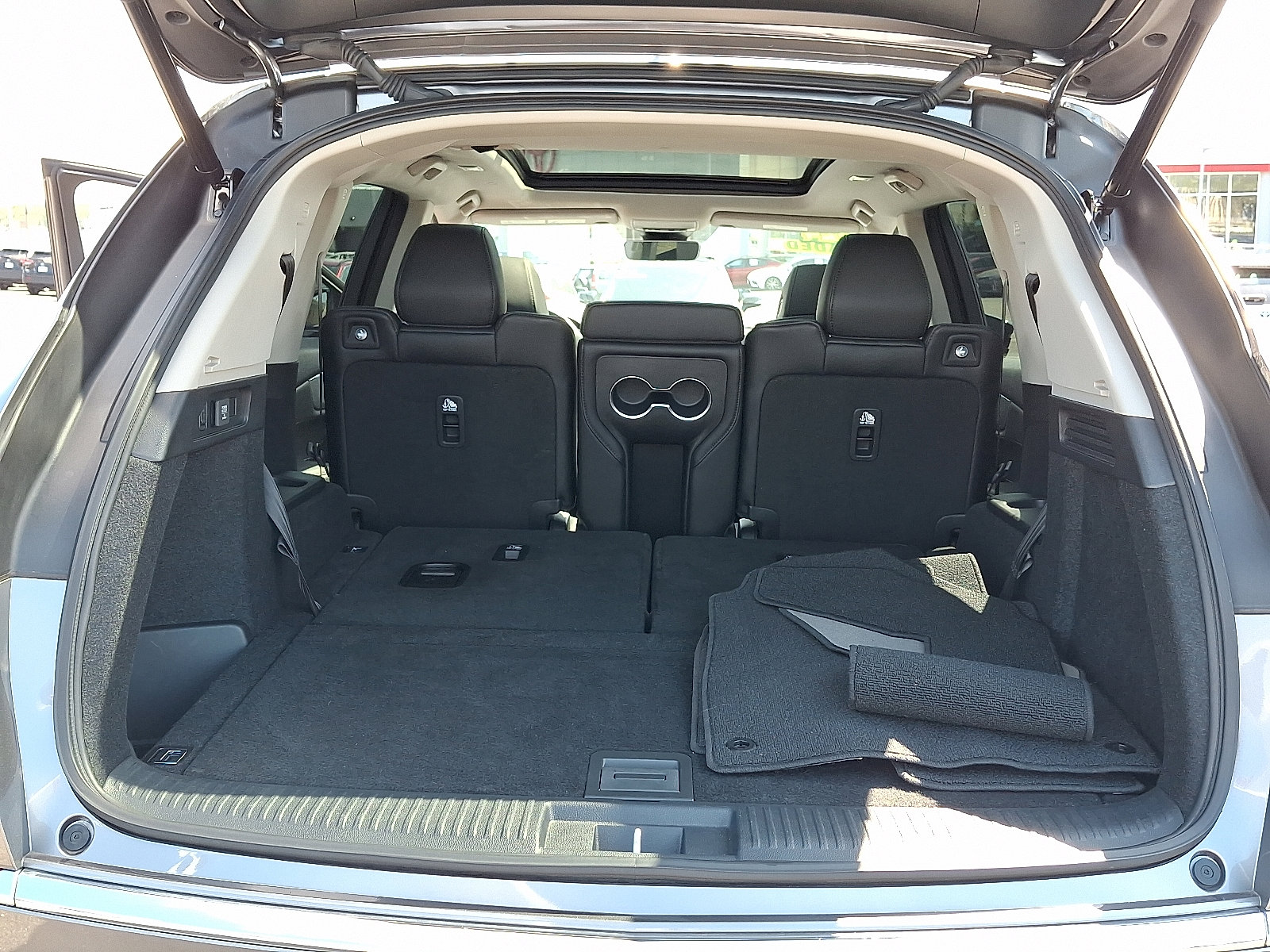 Used 2024 Acura MDX SH-AWD image 28