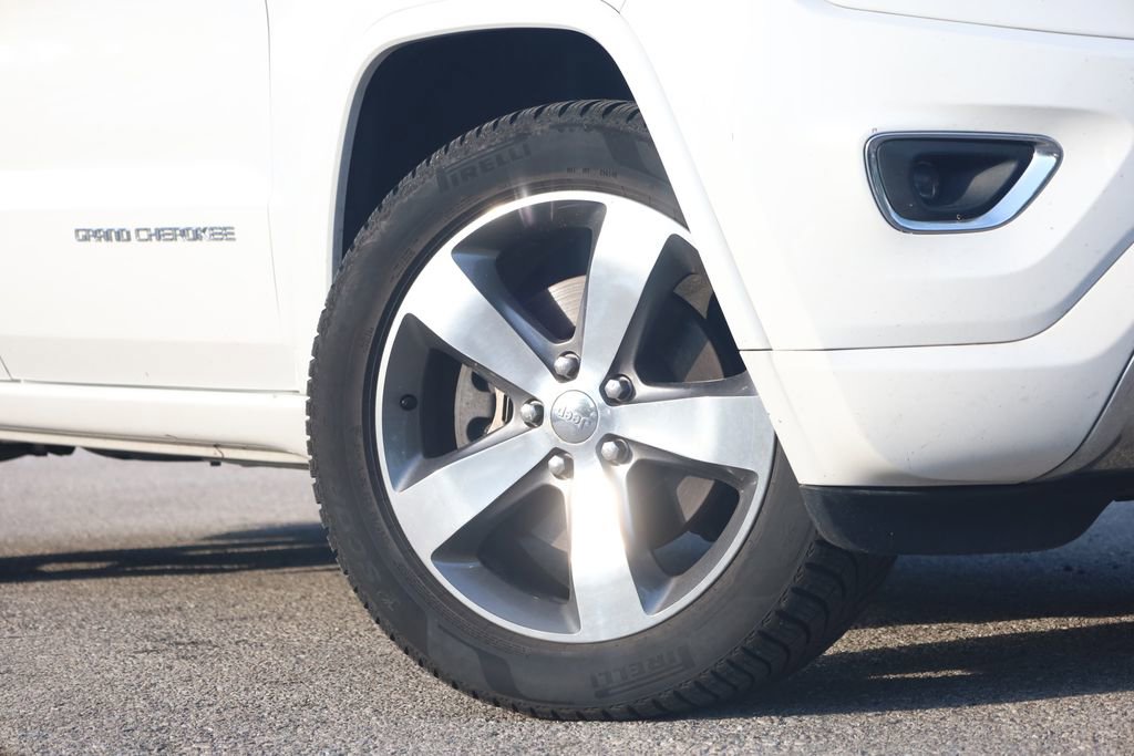 Used 2014 Jeep Grand Cherokee Overland image 2