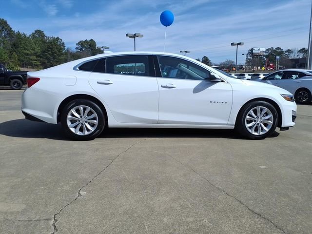 Used 2024 Chevrolet Malibu LT FWD image 2