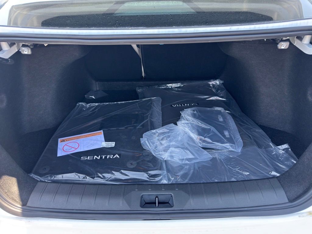 New 2026 Nissan Sentra SL FWD image 17