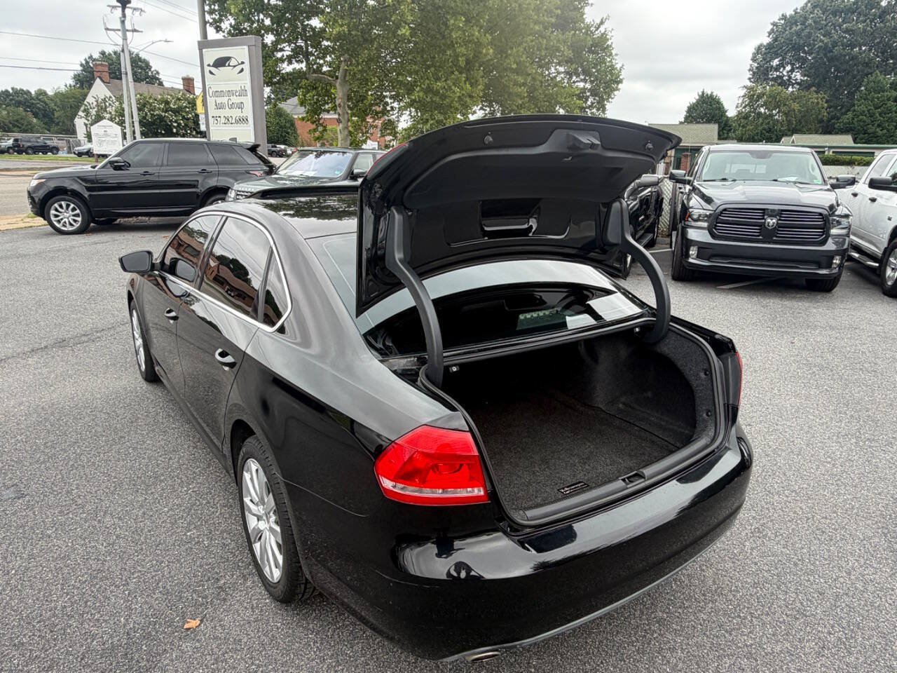 Used 2013 Volkswagen Passat 2.5 SE FWD image 17