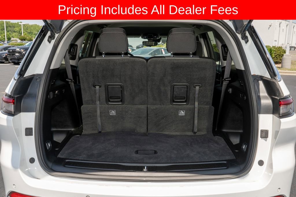 Used 2023 Jeep Grand Cherokee L Laredo w/ Trailer Tow Group (B) RWD image 5