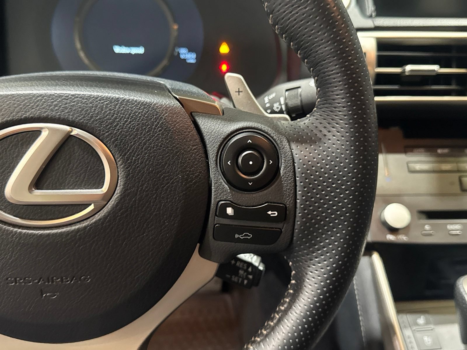 Used 2015 Lexus IS 350 w/ F-Sport Package RWD image 29