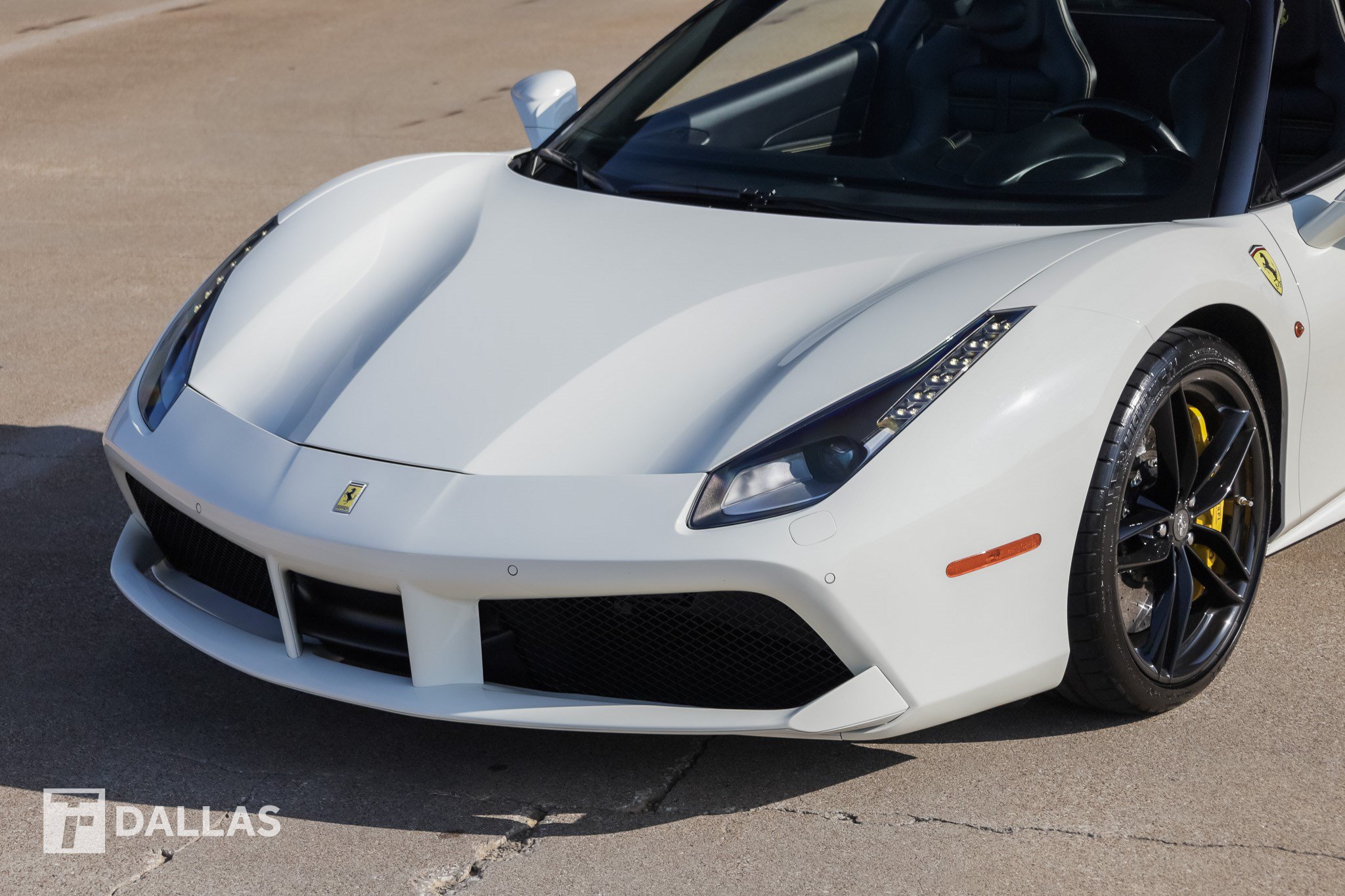 Used 2017 Ferrari 488 Spider RWD image 6