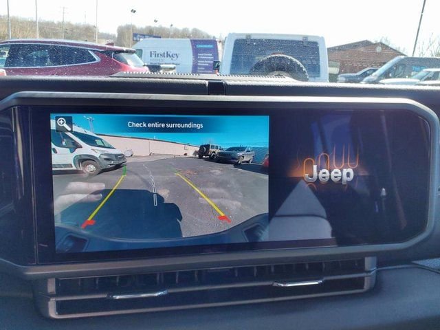 New 2025 Jeep Gladiator Sport w/ Premium Package AWD/4WD image 3