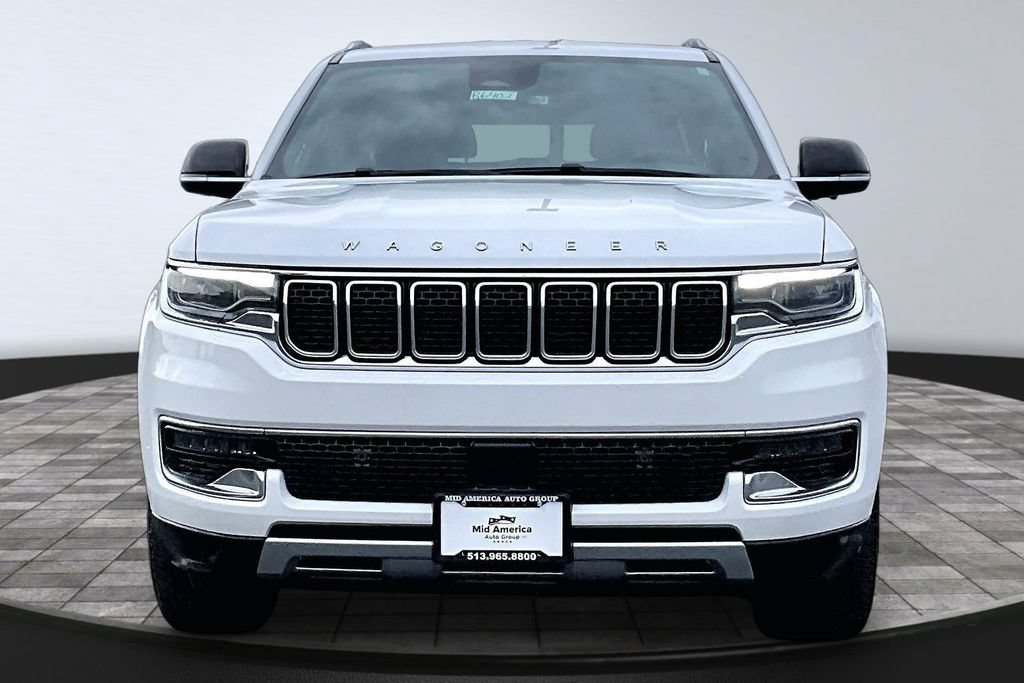 Used 2023 Jeep Wagoneer Series II AWD/4WD image 3