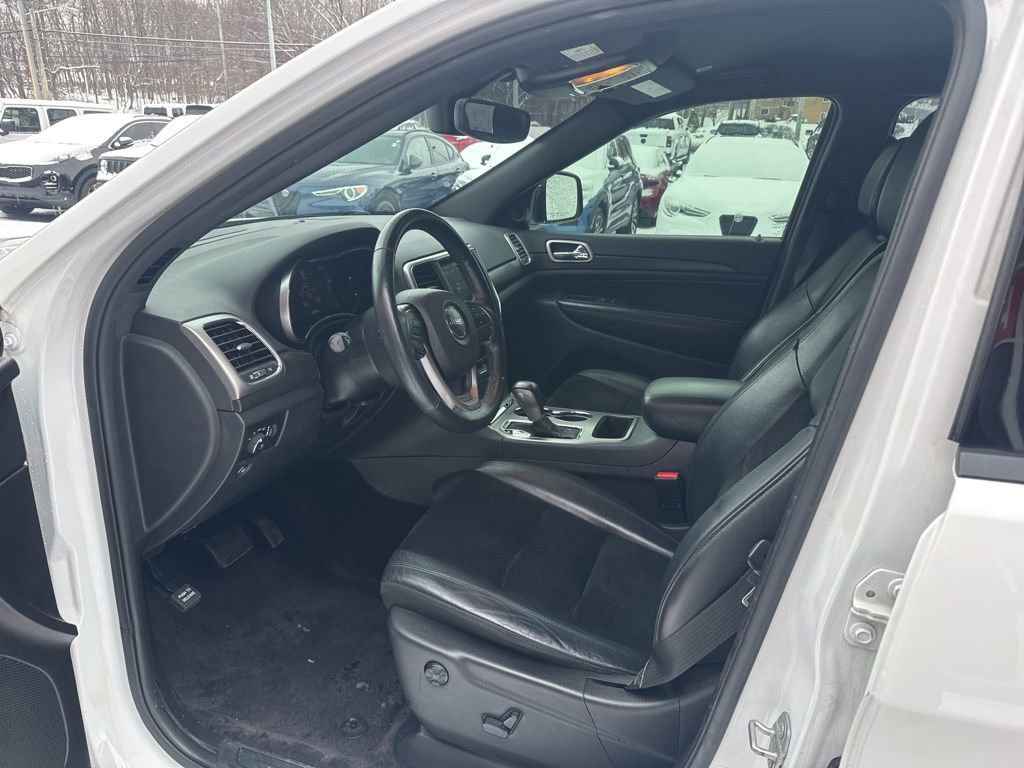 Used 2018 Jeep Grand Cherokee Altitude image 23