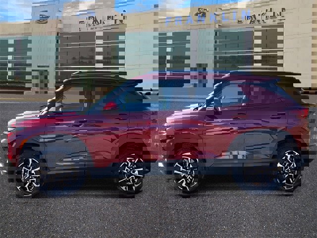 Used 2025 Chevrolet TrailBlazer LT image 4