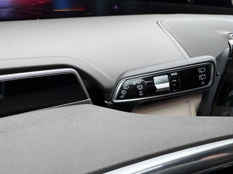 Certified 2024 Lincoln Nautilus Reserve image 21