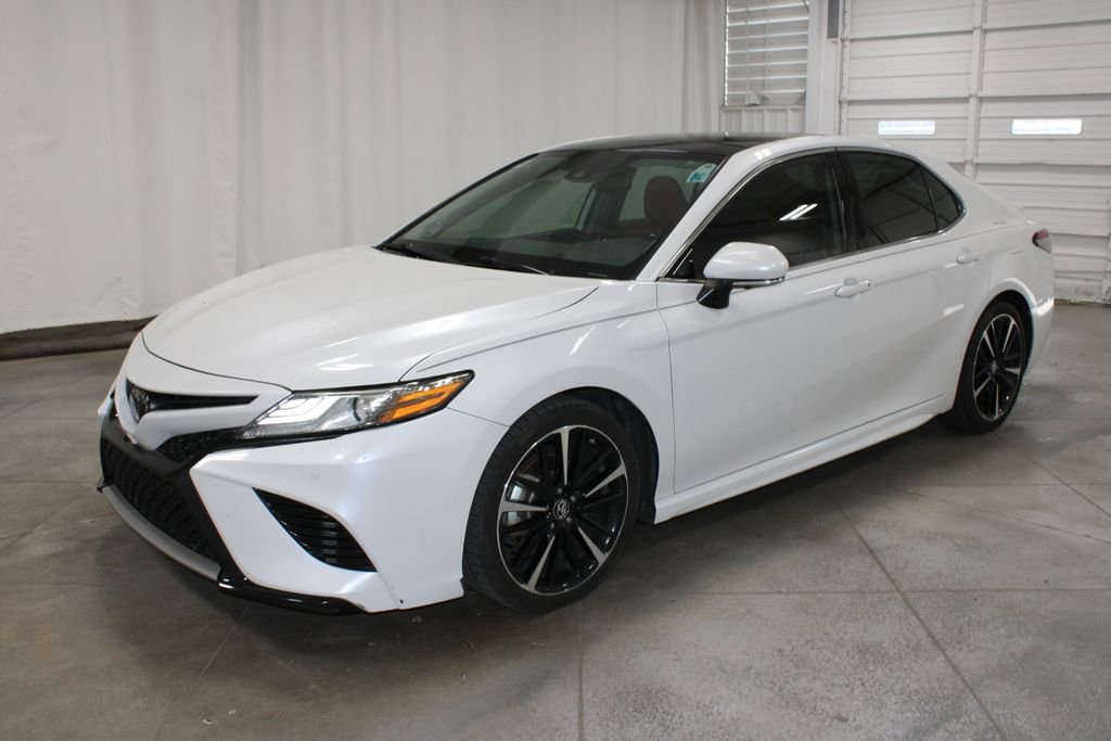 Used 2019 Toyota Camry XSE w/ Driver Assist Package FWD image 4