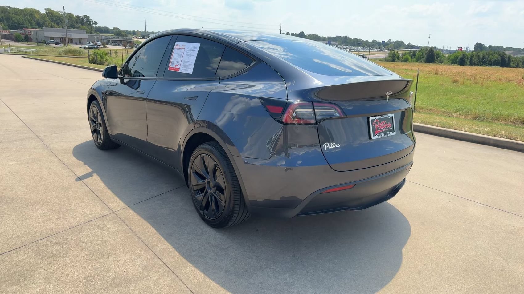 Used 2025 Tesla Model Y Long Range AWD/4WD image 6