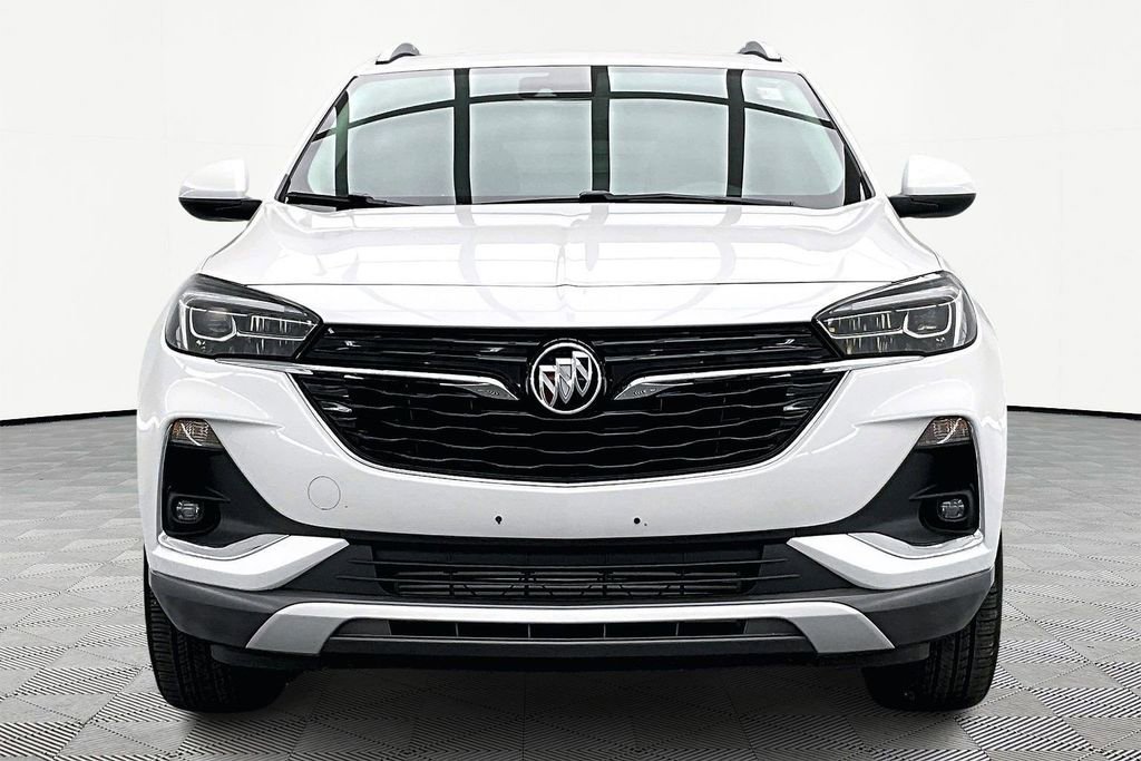 Used 2023 Buick Encore GX Essence w/ Experience Buick Package image 3