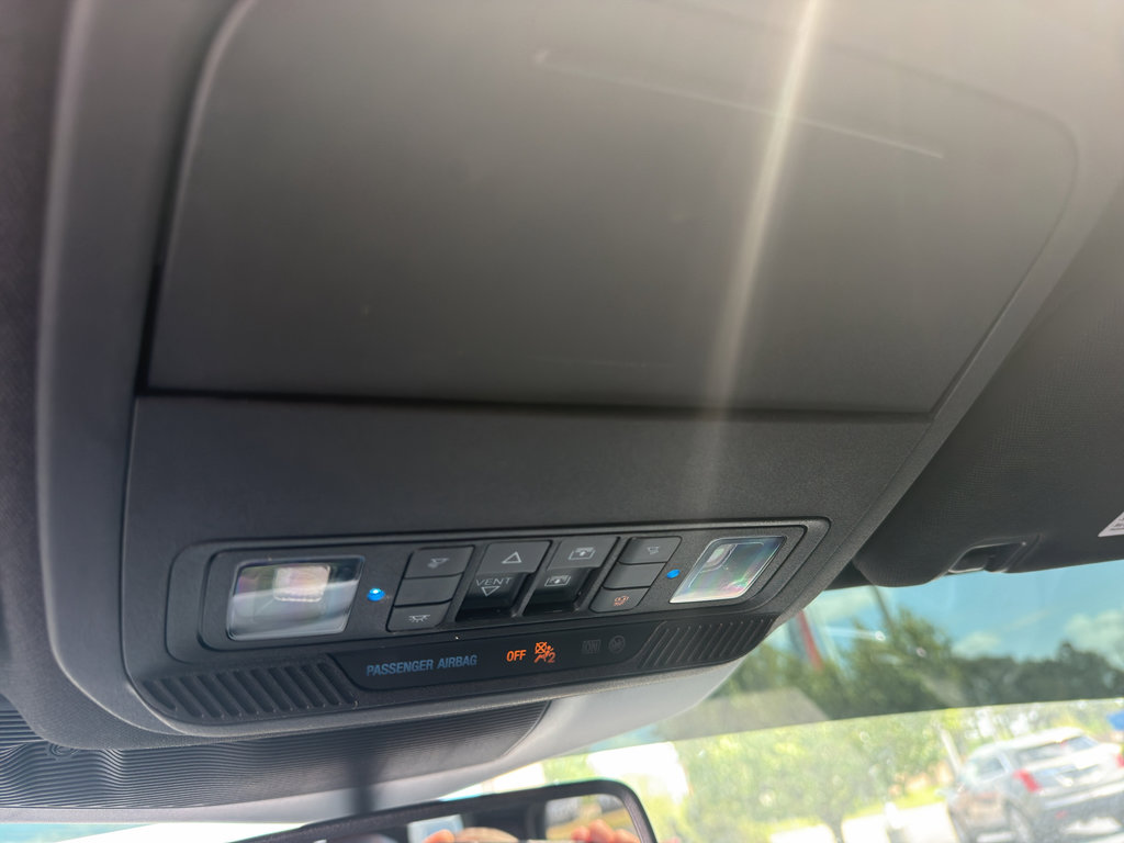 Used 2023 Ford Explorer ST-Line w/ Class IV Trailer Tow Package RWD image 22