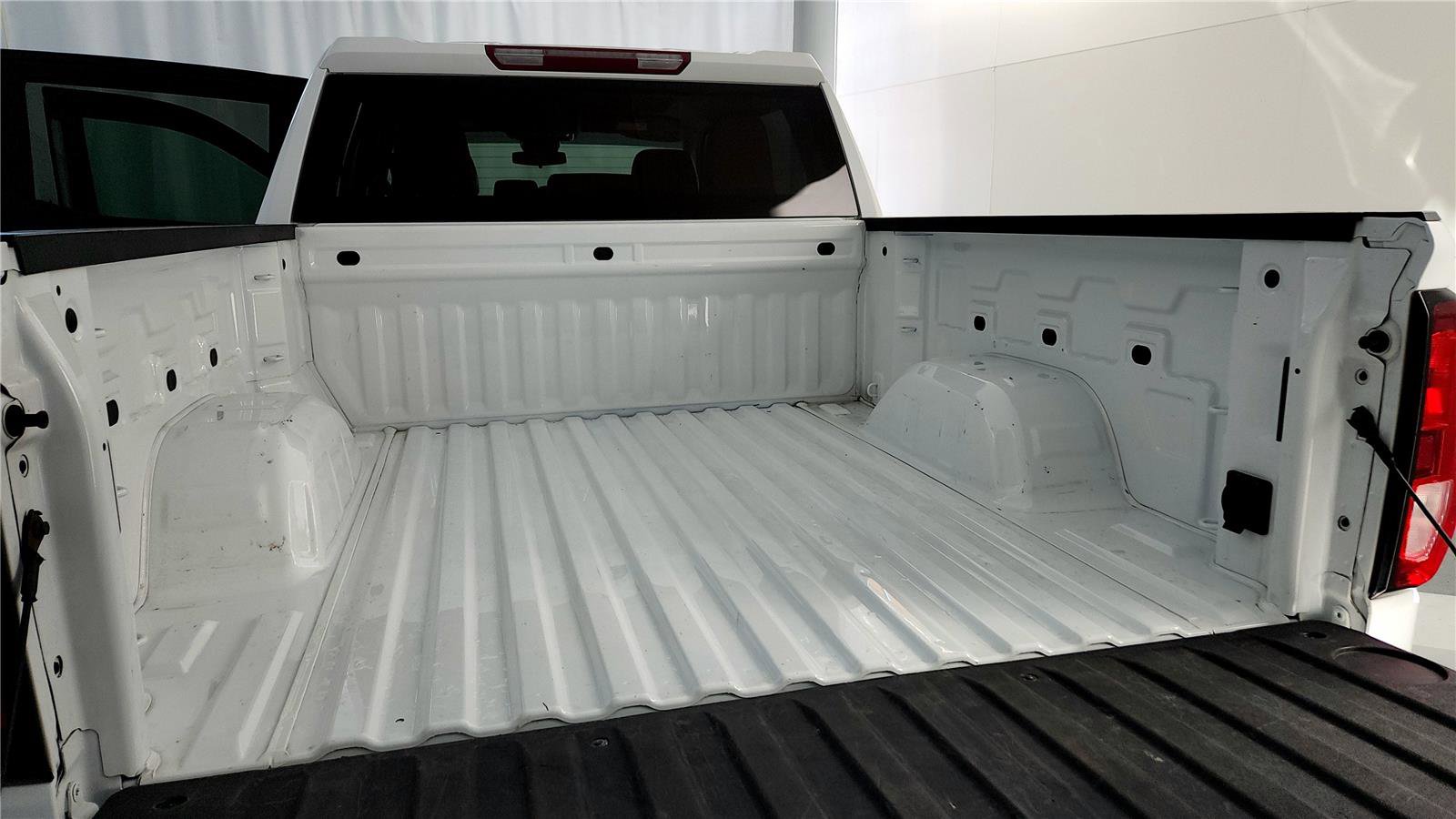 Used 2023 GMC Sierra 1500 Elevation AWD/4WD image 17