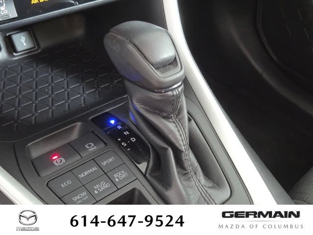 Used 2020 Toyota RAV4 XLE w/ Convenience Package AWD/4WD image 27