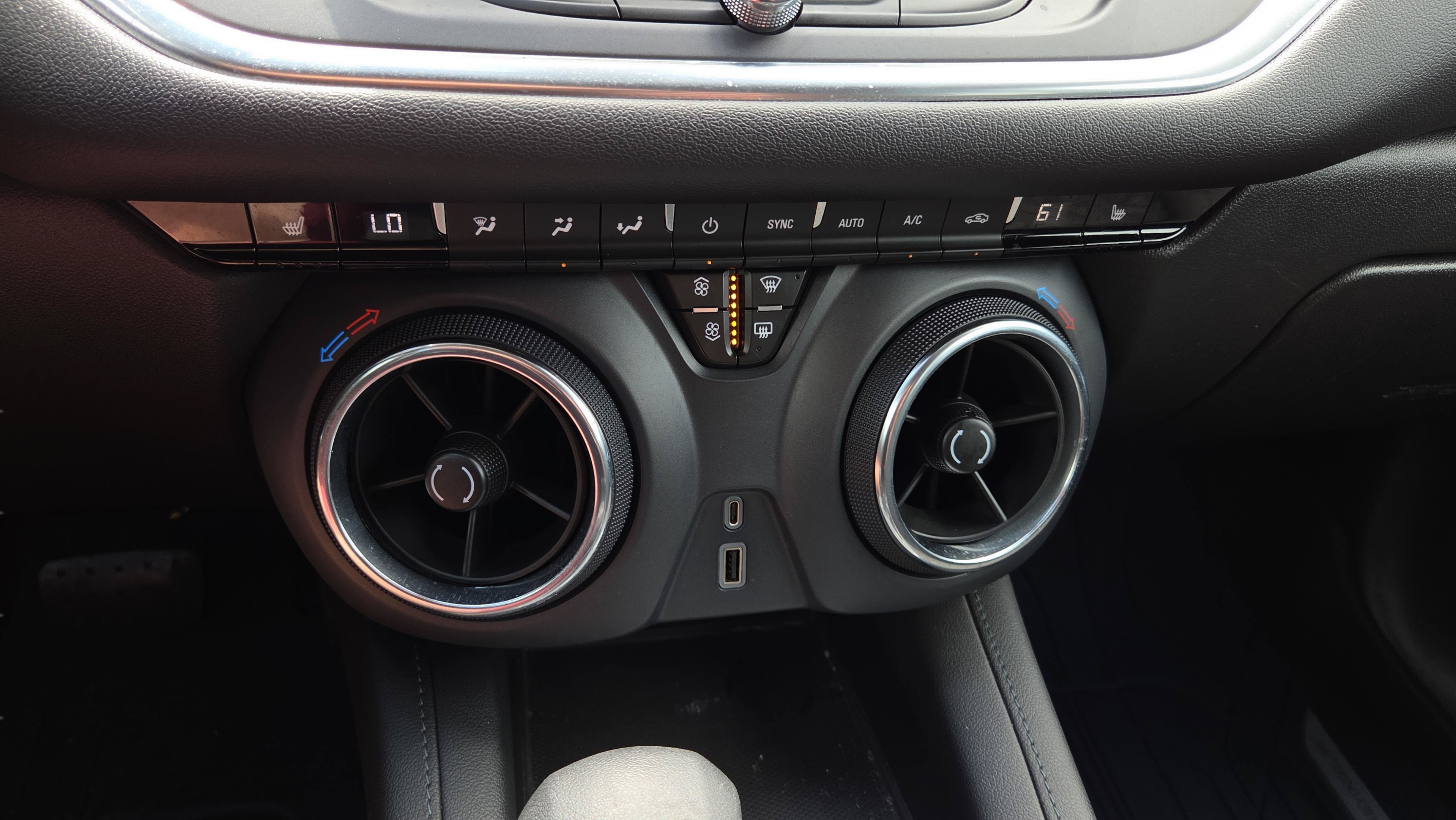 Used 2021 Chevrolet Blazer LT AWD/4WD image 22