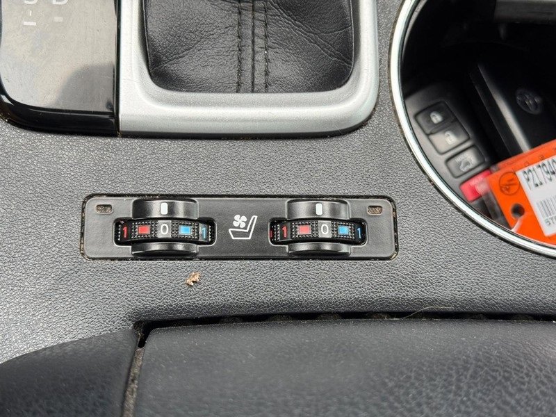 Used 2015 Toyota Highlander Limited Platinum image 30