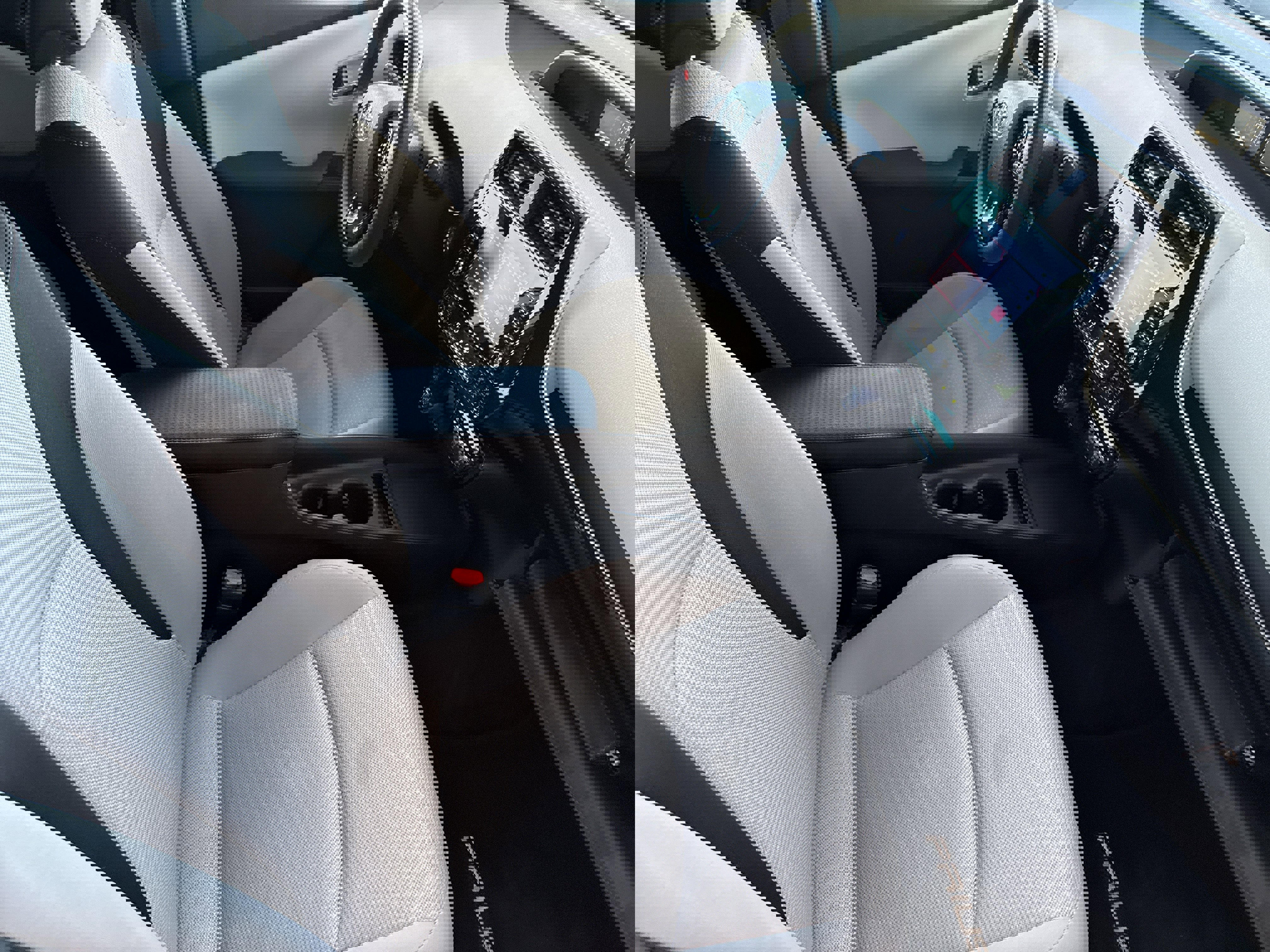 Used 2020 Toyota Prius LE w/ Carpet Mat Package image 14