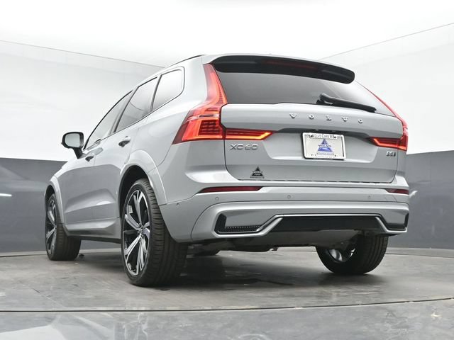 Used 2024 Volvo XC60 B5 Ultimate w/ Protection Package Premier AWD/4WD image 45