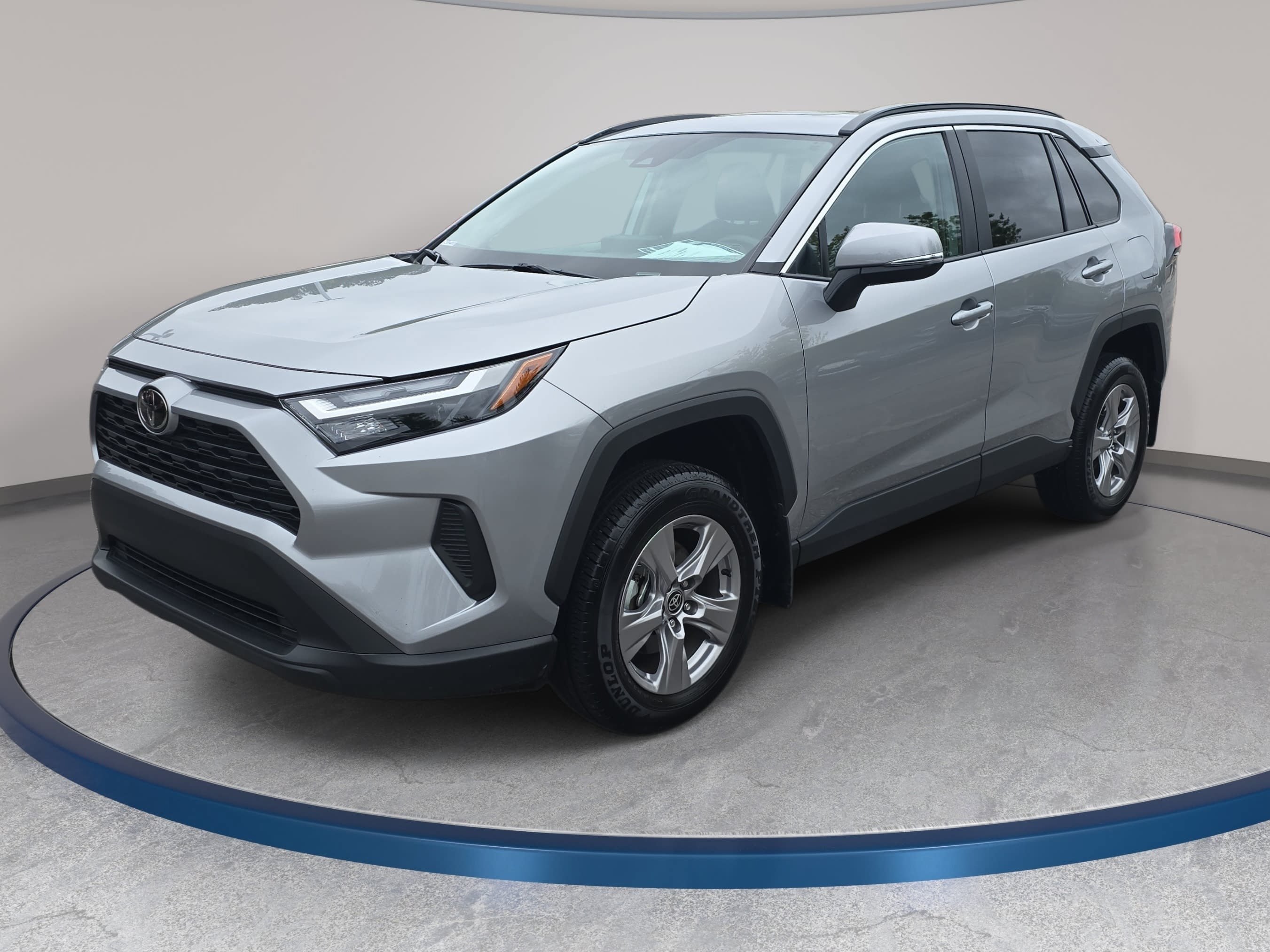 Used 2025 Toyota RAV4 XLE w/ Convenience Package