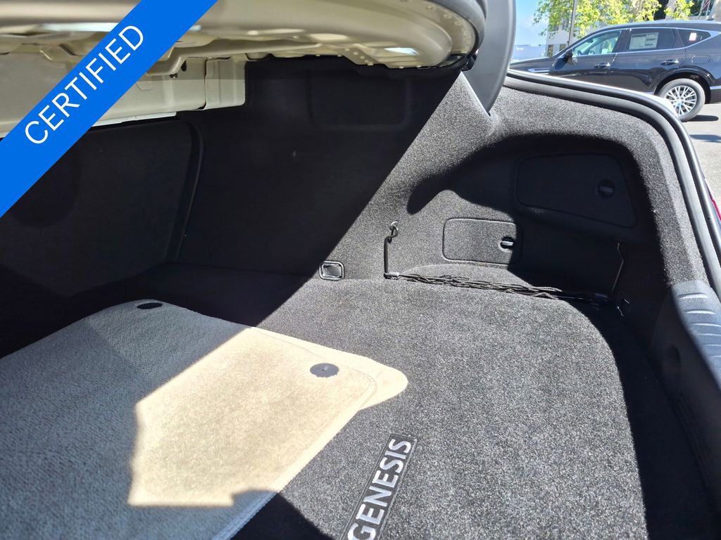 Used 2026 Genesis G70 2.5T Prestige image 30