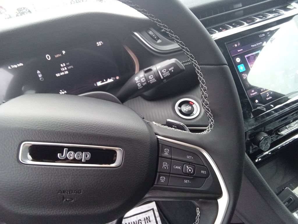 New 2026 Jeep Grand Cherokee Laredo X AWD/4WD image 18