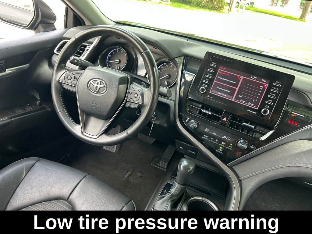 Used 2023 Toyota Camry SE image 10