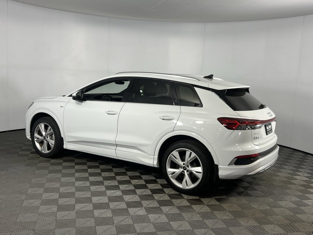 Used 2023 Audi Q4 e-tron Prestige w/ 20" Wheel Package image 9