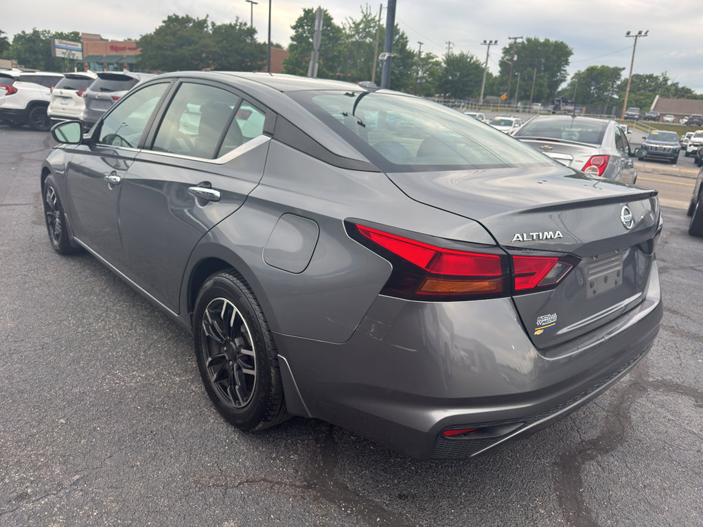 Used 2019 Nissan Altima 2.5 S FWD image 6