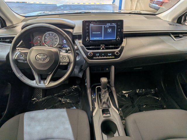 Used 2022 Toyota Corolla Cross LE w/ Moonroof Package FWD image 21