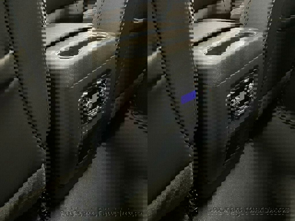 Used 2026 GMC Yukon Elevation image 19