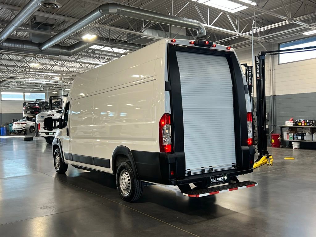 Used 2024 RAM ProMaster 3500 w/ Delivery Van Package image 9