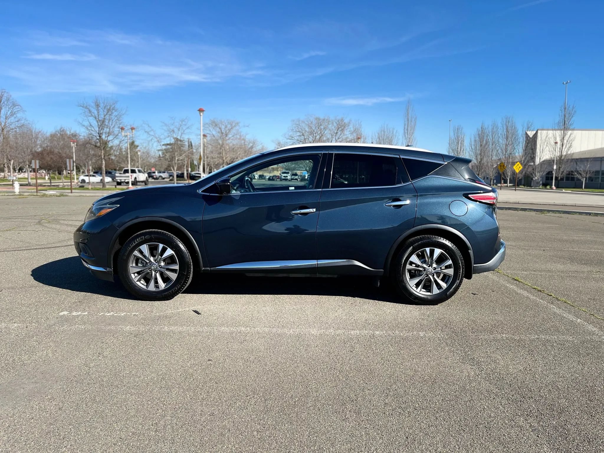 Used 2018 Nissan Murano SL w/ Moonroof Package AWD/4WD image 8