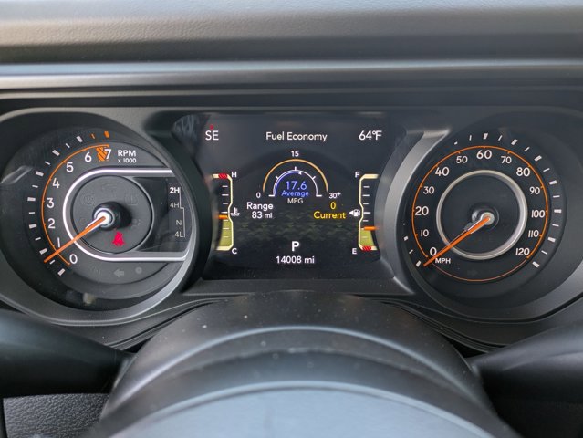 Used 2025 Jeep Gladiator Sport image 11