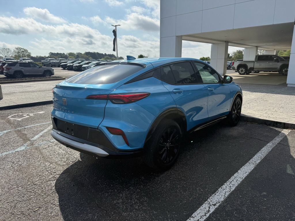 Used 2025 Buick Envista Sport Touring image 4