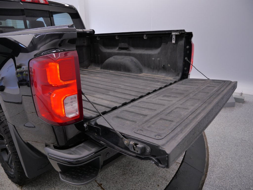 Used 2018 Chevrolet Silverado 1500 LTZ Z71 w/ LTZ Plus Package AWD/4WD image 16