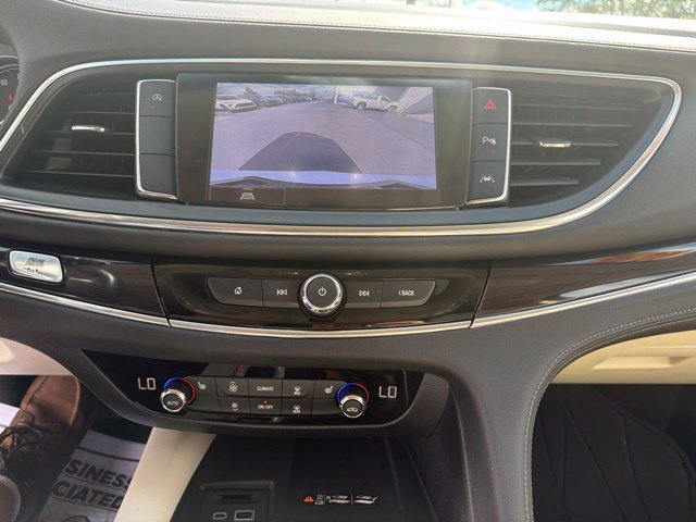 Certified 2024 Buick Enclave Essence FWD image 18
